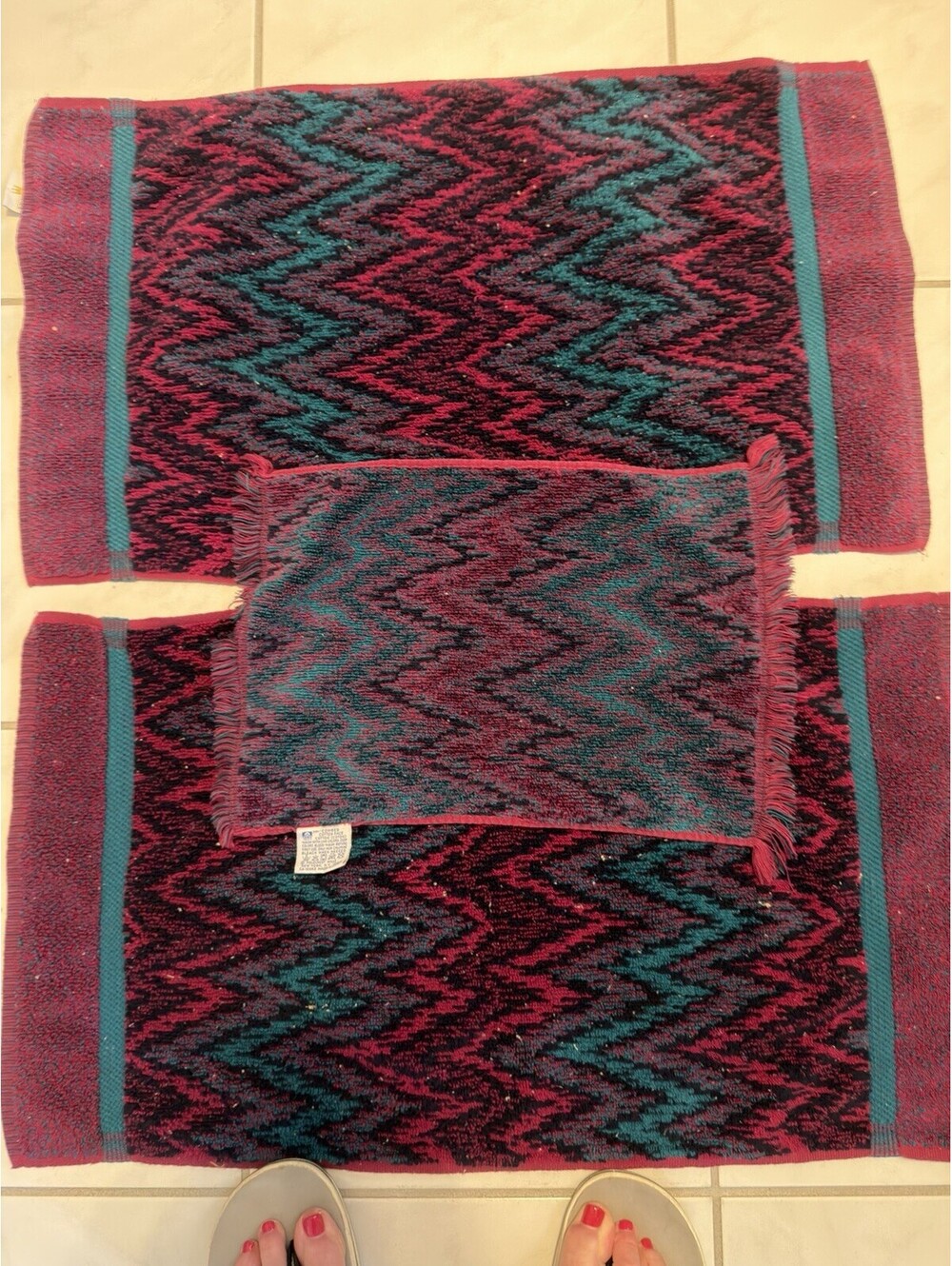 Vtg Fieldcrest Cannon Towel Set Colorful